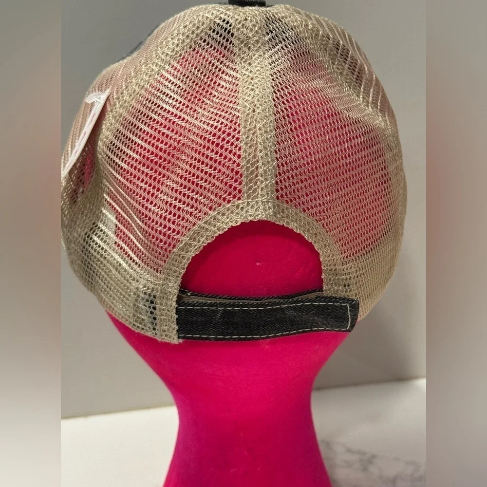Katydid-Up to snow good - women’s distressed trucker hat